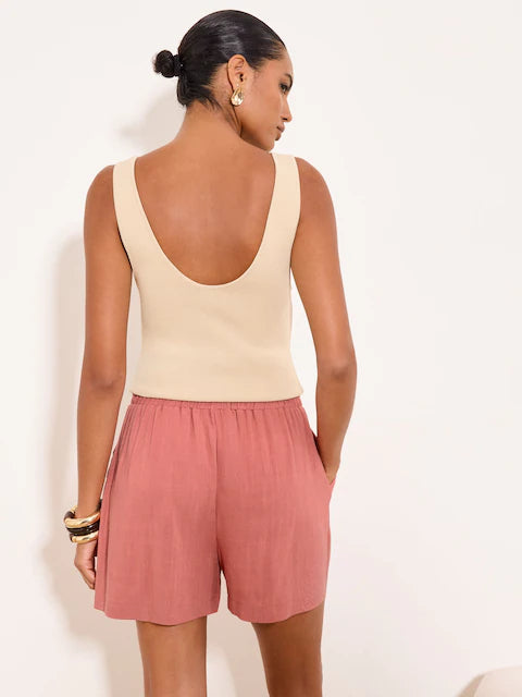 Altrosa - Lipsy Shorts mit einem Hauch von Leinen