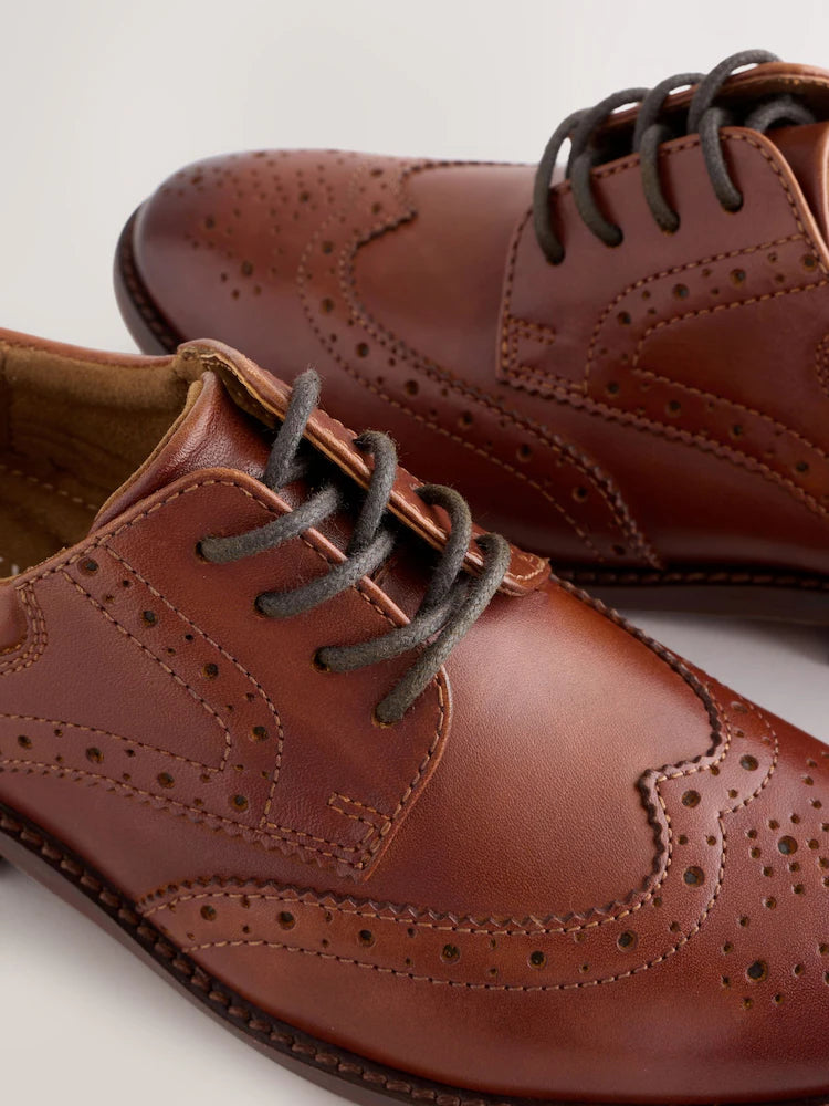 Light brown - High-quality leather brogue shoes with laces