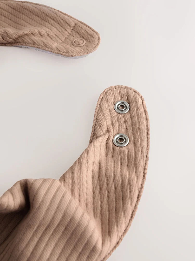 Neutral/Milk Club - Baby Hat & Bib Set