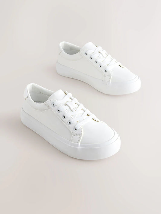 White - Elegant lace-up sneakers