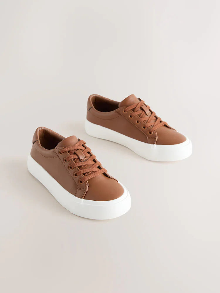 Light brown - Elegant lace-up sneakers