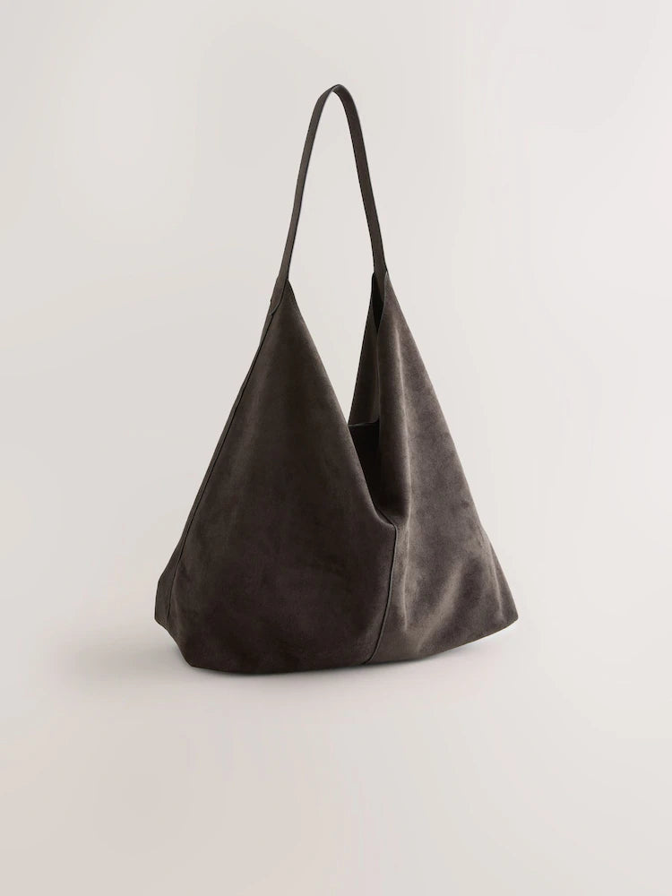 Chocolate brown - Scrunchy shoulder bag made of imitation suede