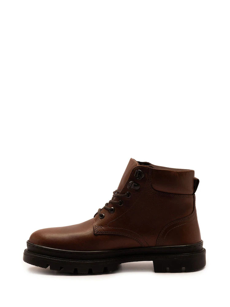 Braun - Off The Hook Jones Leder-Schnürstiefel für den Alltag