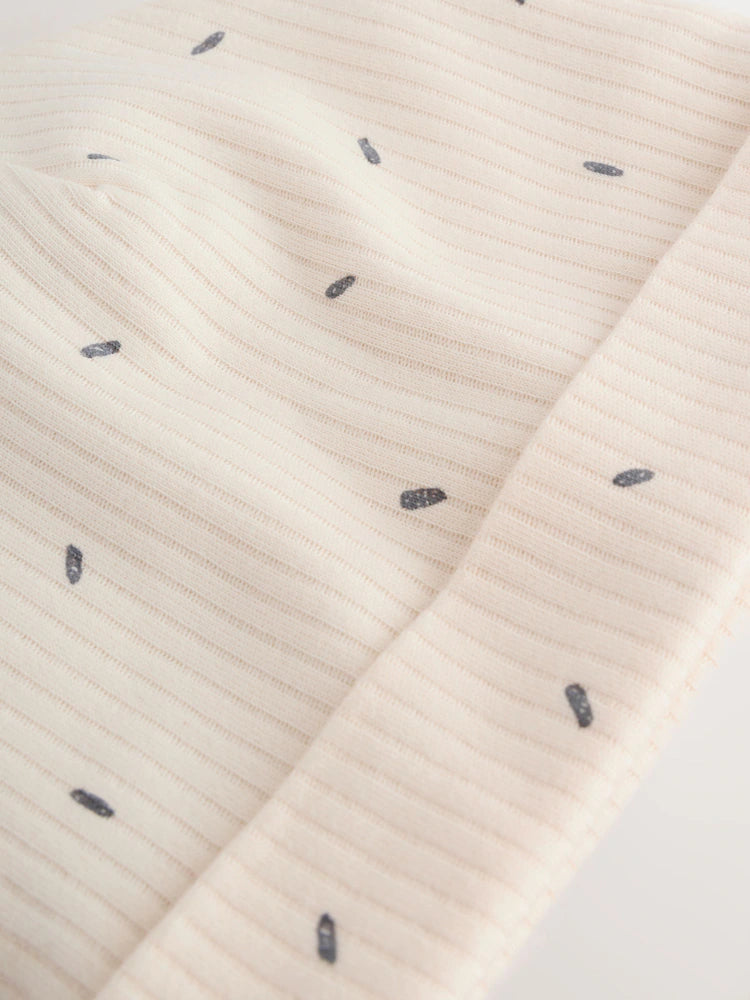 Neutral/Milk Club - Baby Hat & Bib Set