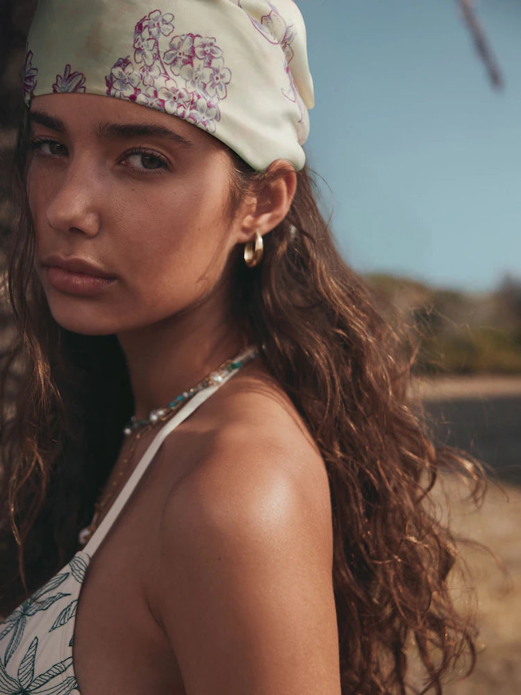 Ecru with floral print - Pre-tied headscarf