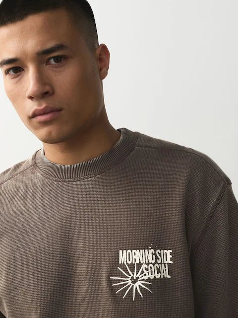 Brown waffle texture - crew neck sweatshirt with graphic